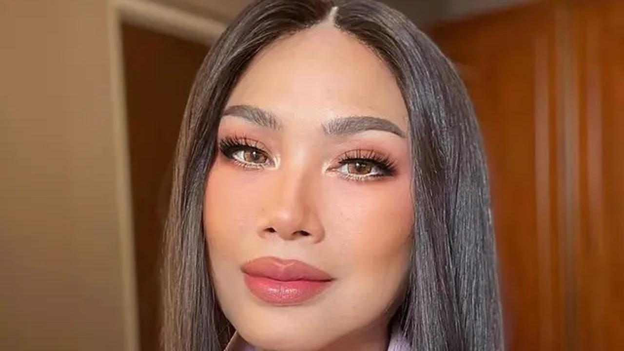 10 Model Rambut Panjang Lurus Ala Titi DJ, Inspirasi Gaya Elegan dan Menawan