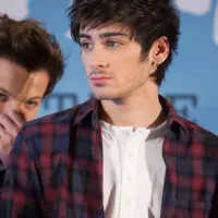 Tahun terberat bagi Zayn Malik, setelah keluar dari One Direction kini kisah cintanya dengan Perrie Edwards dikabarkan telah berakhir. (Bintang/EPA)