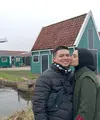 Jelang akhir tahun, pasangan selebriti Zaskia Sungkar dan Irwansyah liburan ke Belanda.  Selain liburan, juga sekaligus melepas kangen dengan ibunda. Seperti diketahui, setelah menikah dengan pria bule, Fanny Bauty menetap di Belanda. Berikut potretnya. [Instagram/irwansyah_15]