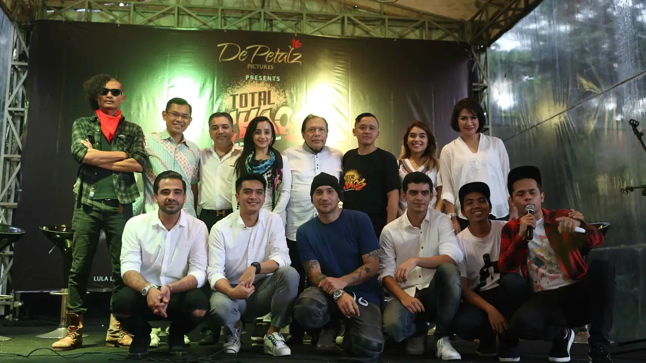 [Bintang] Preskon film Total Chaos