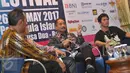 Menteri Pariwisata Arief Yahya (tengah) memberi keterangan saat jumpa pers Bali Blues Festival 2017 di Kantor Kementerian Pariwisata, Jakarta, Rabu (17/5). Rencananya Blues Festival 2017 akan digelar pada  26-27 Mei. (Liputan6.com/Helmi Afandi)