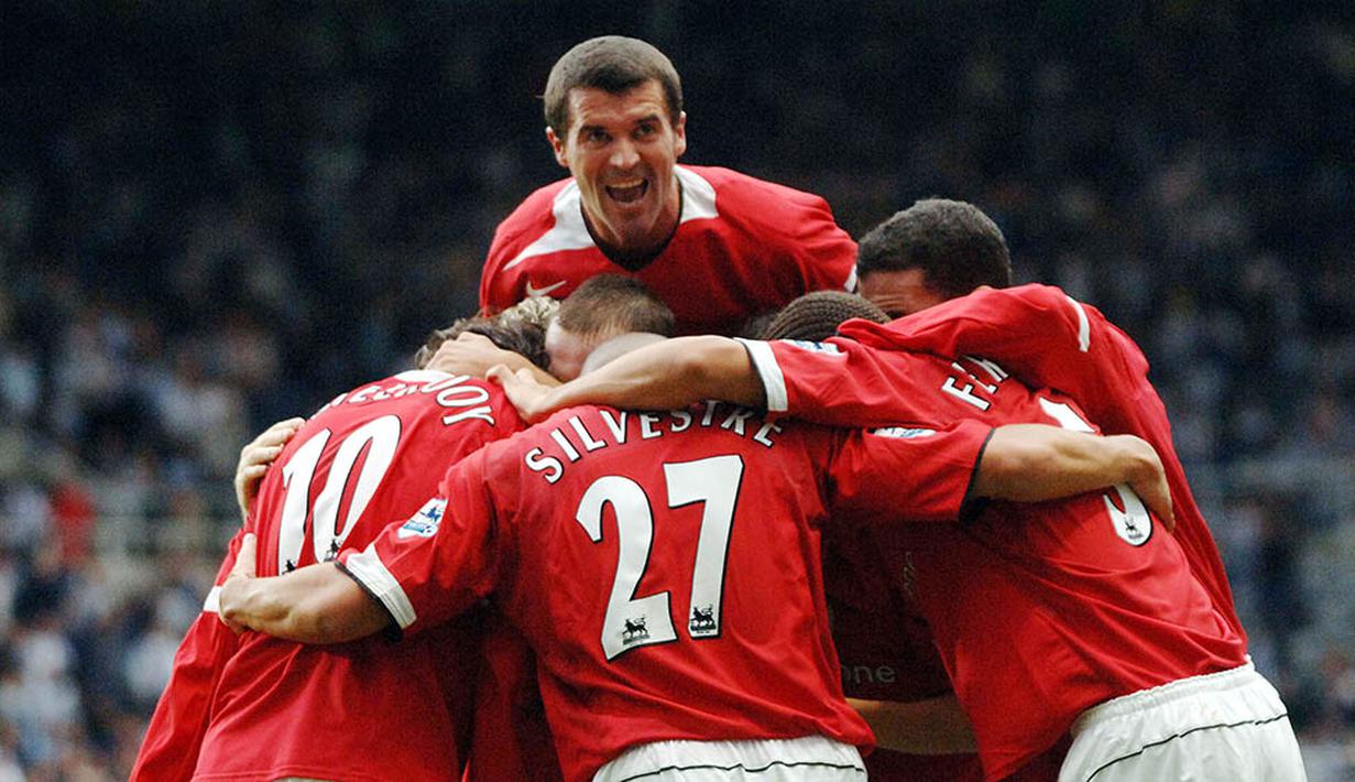 3. Roy Keane (1997-2005), gelandang bertahan kebangsaan Irlandia ini merupakan kapten yang melekat semasa kepemimpinan era Sir Alex Ferguson. Dirinya merupakan komando bagi lini tengah Setan Merah. (AFP/Paul Barker)