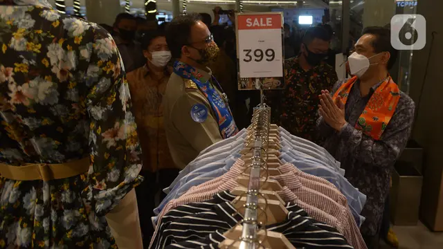 FOTO: Mendag Tinjau Penerapan Protokol Kesehatan di Mal Kota Kasablanka