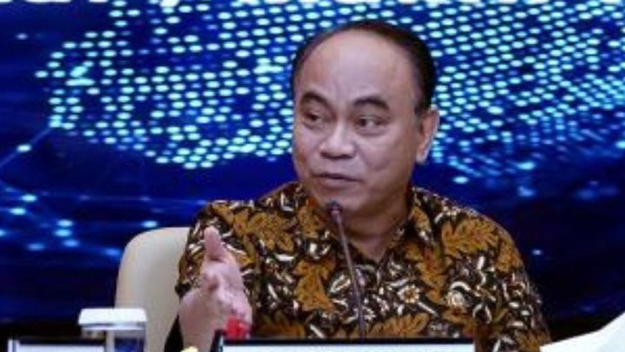 Menkominfo Surati Seluruh Operator Seluler soal Masalah Ini