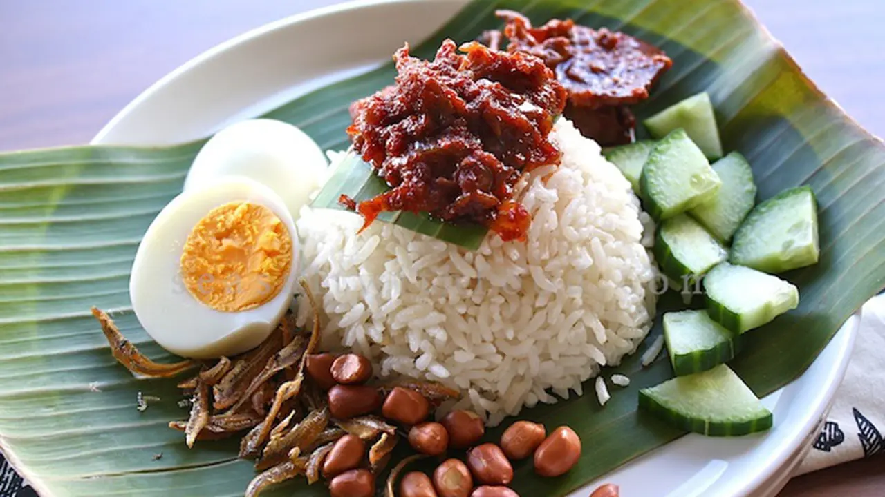 10 Makanan dan Minuman Khas Malaysia yang Sangat Nikmat