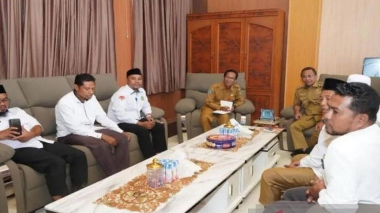 Puluhan Tahun Mengabdi, Bagaimana Nasib Guru Swasta? Pemkot Bima Perjuangkan Aspirasi Guru Swasta PPPK ke Pusat