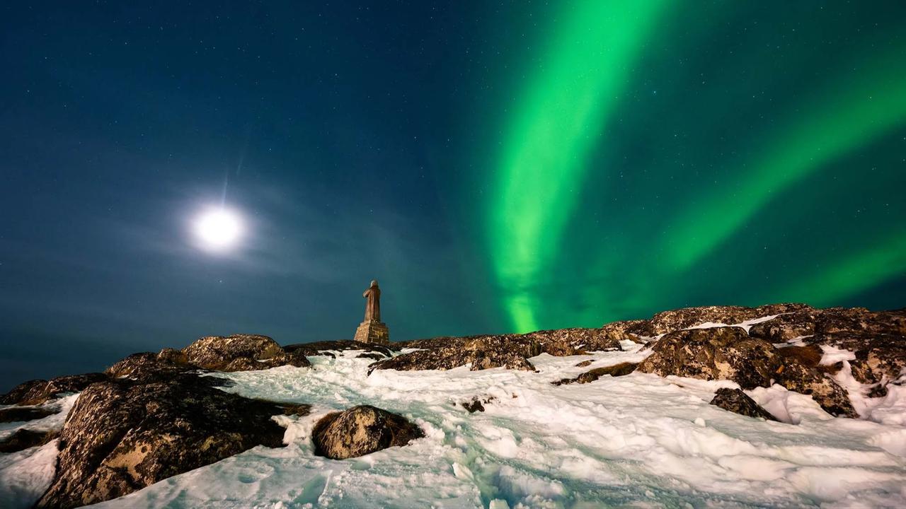 FOTO: Keindahan Menakjubkan Aurora Borealis di Langit Greenland