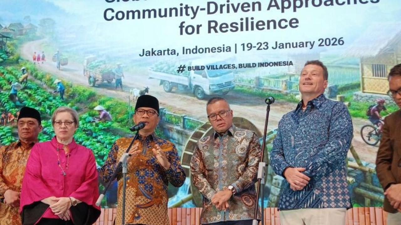 Kemendes PDT Dorong Peningkatan Literasi Desa Hadapi Perubahan Iklim