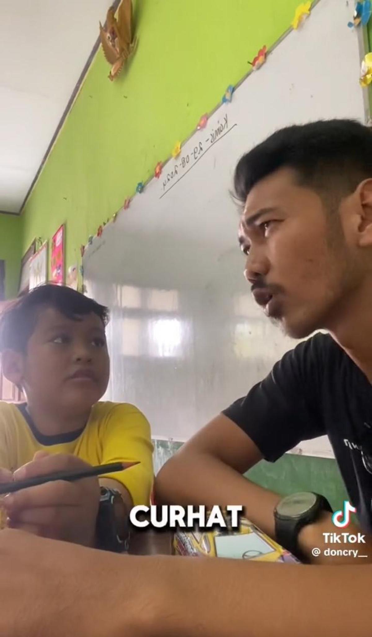 Viral Guru Curhat pada Siswanya yang Masih SD, Respon Muridnya Curi Perhatian