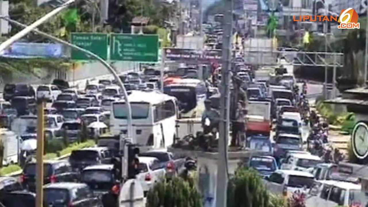 puncak-macet-131226c.jpg