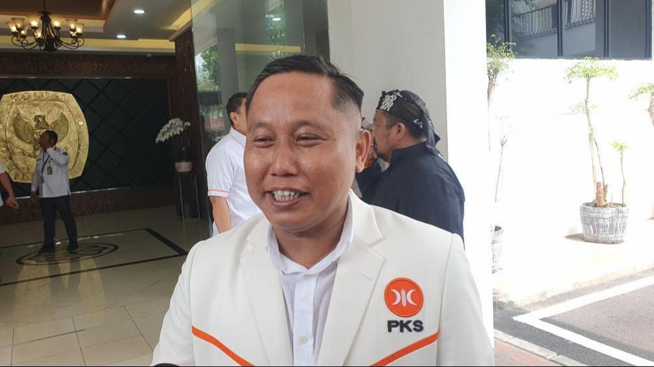 VIDEO: Kelakar Narji PKS Depan Ketua DPD Lanyalla "Ada Komeng Nanti Lebih Lucu Lagi"