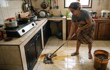 10 Kesalahan saat Mengepel Lantai Dapur yang Bikin Minyak Makin Menyebar, Ini Trik Ampuh yang Bisa Dicoba