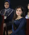 Zara Adhisty tampil mencuri perhatian saat hadiri premiere film terbarunya, Bertaut Rindu