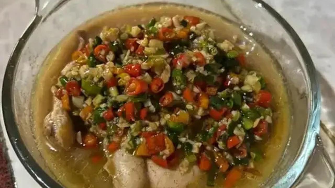 3 Resep Ayam Kukus Siram, Lauk Makan Nikmat Penghabis Nasi