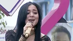 Juwita Bahar membawakan lagu Oplosan dalam acara Inbox SCTV (26/02/2014)