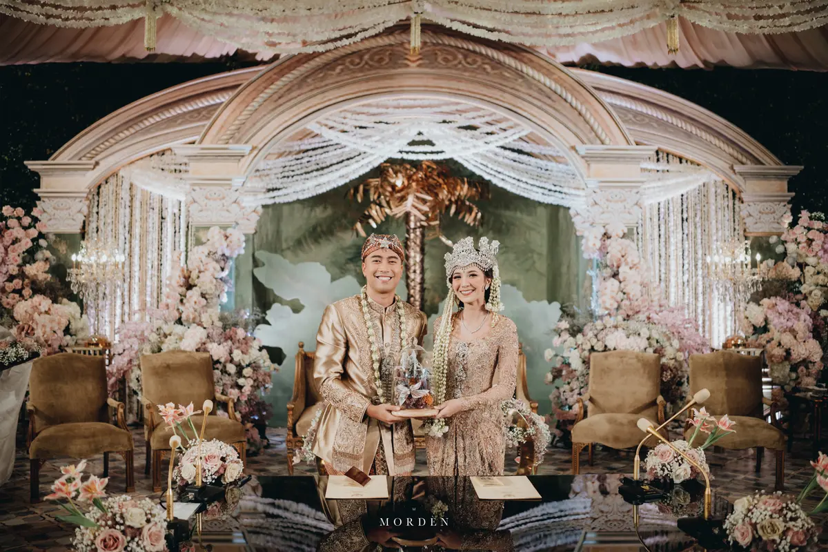 Potret Akad Nikah Vidi Aldiano dan Sheila Dara dengan Adat Sunda (ist)