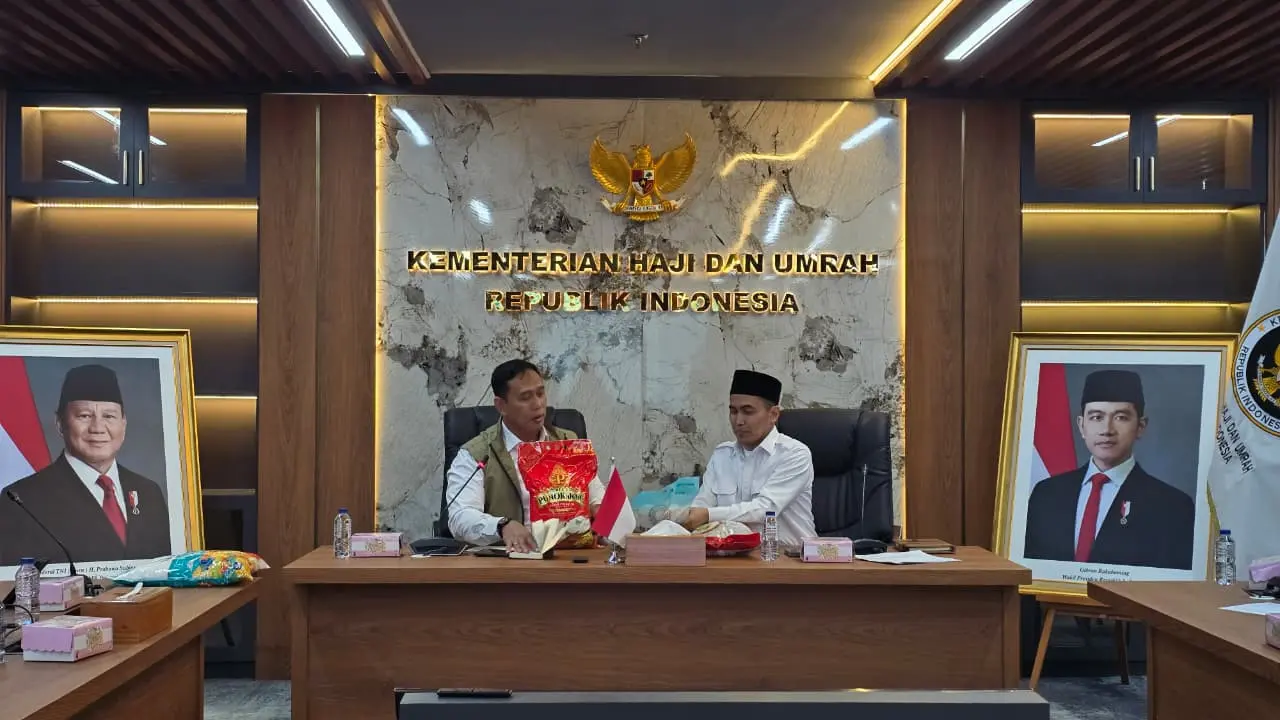 Kementerian Haji dan Umrah menggelar rapat koordinasi dengan Perum Bulog dan Kementerian Pertanian. (Dok Kemenhaj)