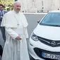 Paus Fransiscus Dapat Opel Listrik Untuk Popemobile Baru (Foto:Carscoop)