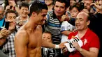 Berikut adalah tujuh momen di sepak bola yang membuat kita meneteskan air mata karena menjunjung tinggi fair play. 