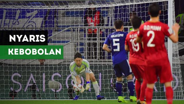 Berita video Jepang nyaris kebobolan karena aksi Shuichi Gonda pada laga melawan Vietnam di perempat final Piala Asia 2019.