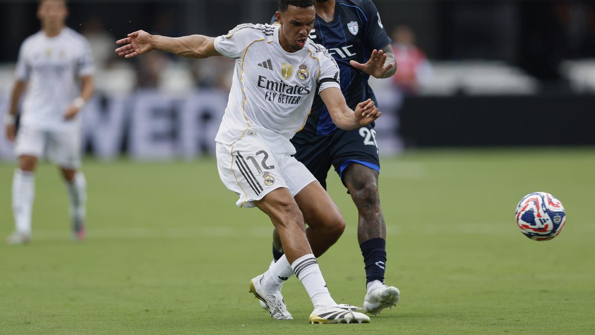 Madrid Kalahkan Pachuca, Alonso Terkesan Dengan Penampilan Trent Alexander-Arnold