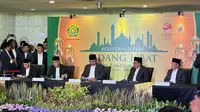 Ketua Komisi VIII DPR Ashabul Kahfi mengucapkan selamat menunaikan ibadah puasa usai ditetapkannya 1 Ramadhan 1444 Hijriah jatuh pada Kamis, 23 Maret 2023. (Nanda Perdana)