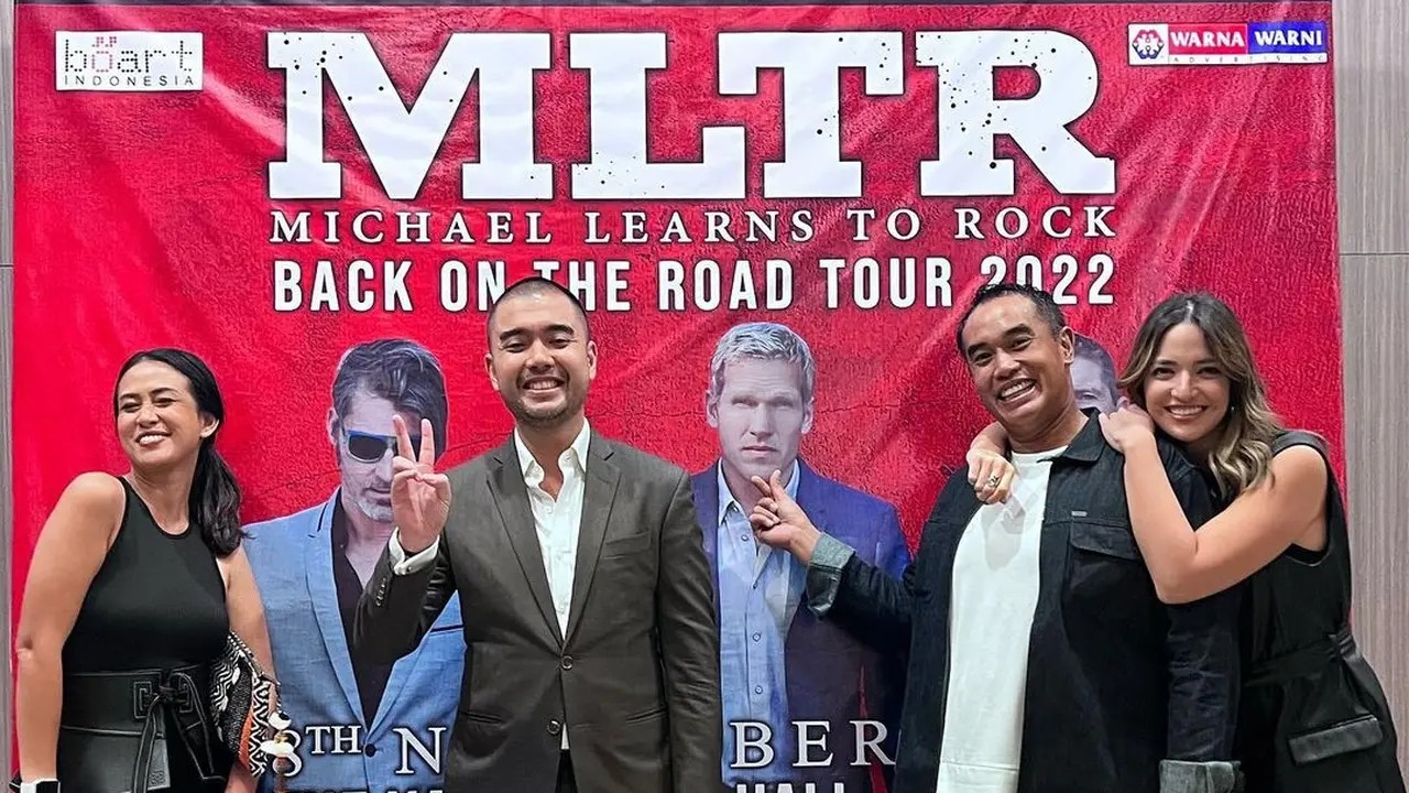 Nia Ramadhani nonton konser MLTR di Jakarta (Foto: Instagram @ramadhaniabakrie)