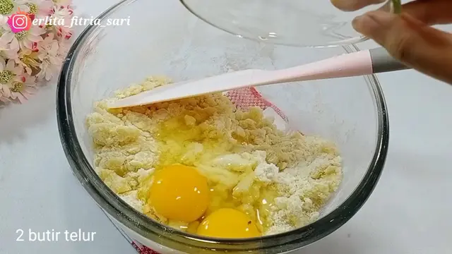 Cara Buat Kue Lumpur Lembut dan Lumer dengan Permukaan Halus