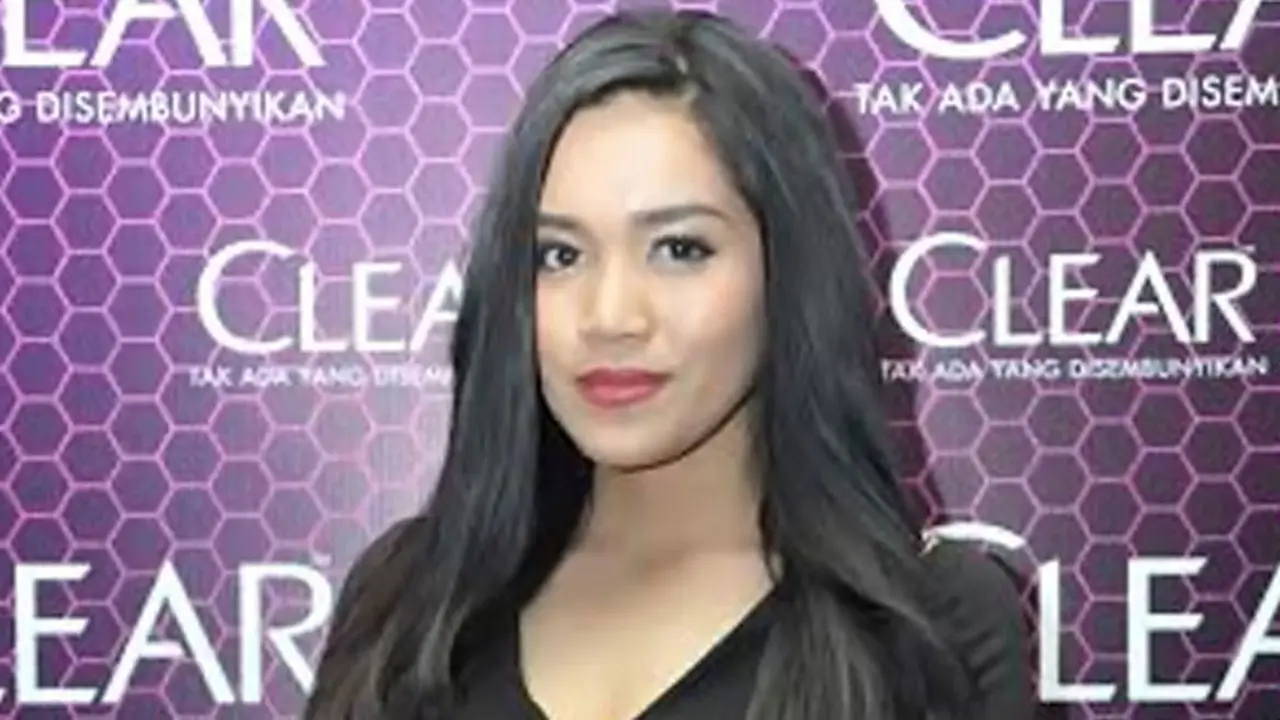 Alexandra Asmasoebrata akan melepas masa lajang