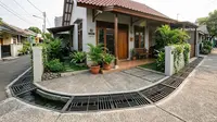 6 Ide Saluran Air Terbuka yang Tetap Terlihat Estetik, Fungsional dan Percantik Eksterior