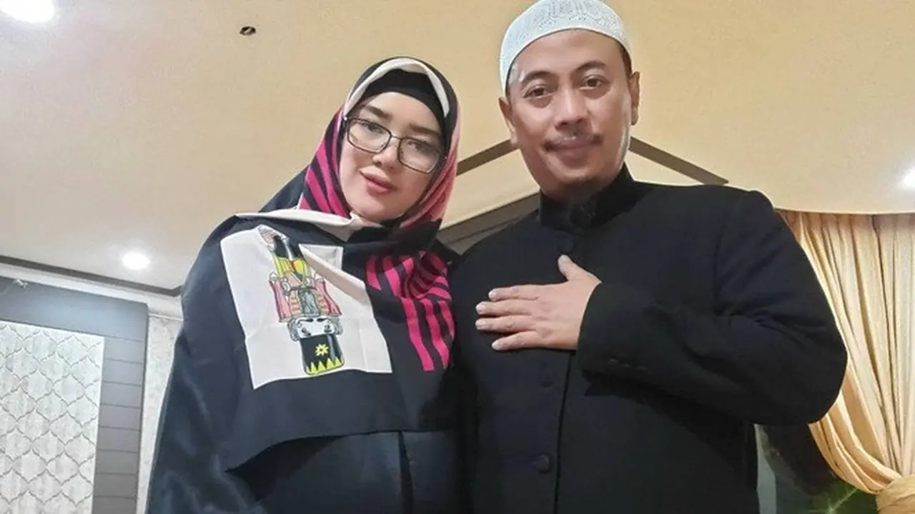 3 Tahun Menanti, Ini 7 Potret Bebi Silvana Istri Opick saat Pamer Baby Bump