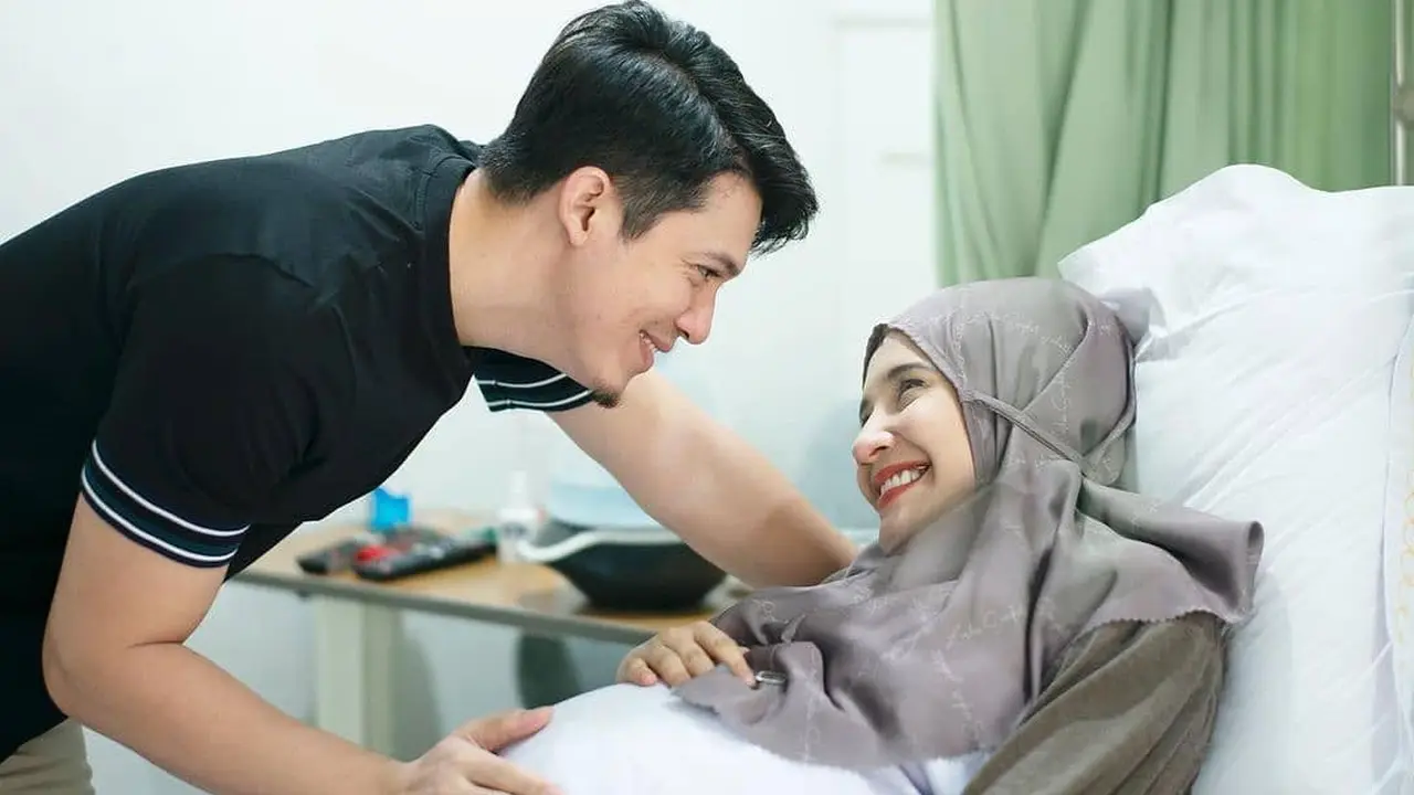 [Fimela] Zaskia Sungkar dan Irwansyah