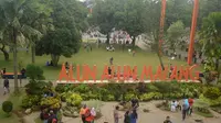 Alun - Alun Kota Malang (Liputan6.com/Zainul Arifin)