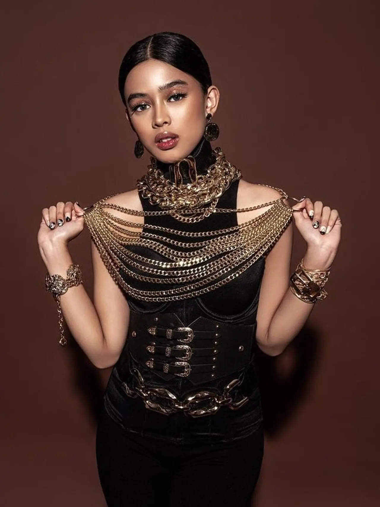 Unbelievable TikTok Transformation: Aqeela Calista's New Style