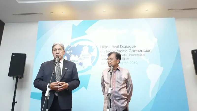 Deputi PM merangkap Menteri Luar Negeri Selandia Baru, Winston Peters dan Wakil Presiden RI Jusuf Kalla di Jakarta (20/3/2019) (POOL / Liputan6.com)