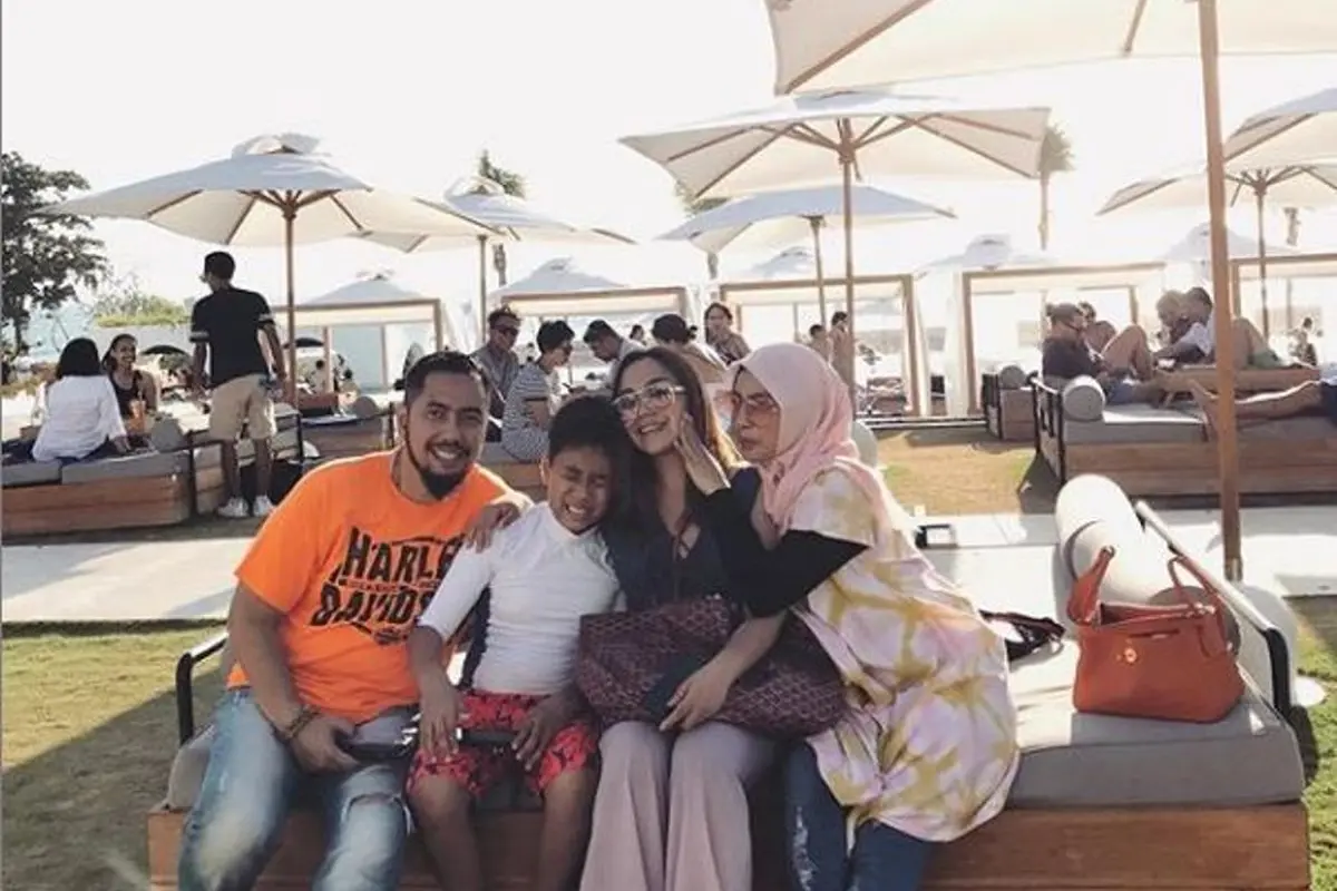 Sunan Kalijaga dan Salmafina (Foto: Instagram/@sunankalijaga_sh)