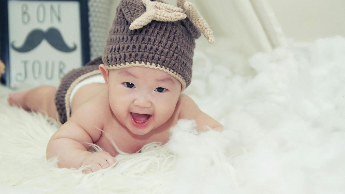 5 Cara Benar Menimbang Berat Badan Bayi untuk Pantau Pertumbuhannya