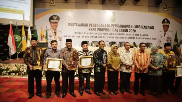 Siak Raih Predikat Kabupaten Dengan Pembangunan Daerah Terbaik se-Riau