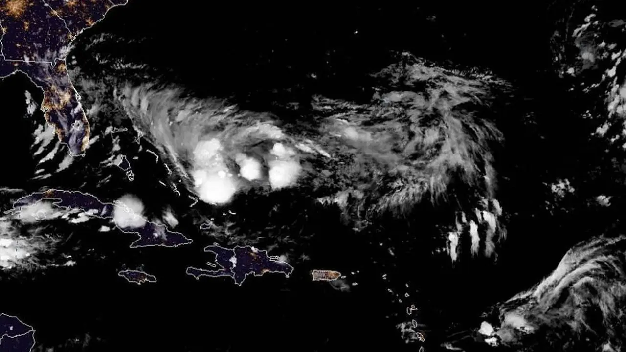 Potensi Badai Tropis, Tropical Cyclone Nine (Liputan6.com/NOAA)