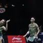 Ganda putra Indonesia Fajar Alfian/Muhammad Rian Ardianto kalah 19-21 dan 14-21 dari&nbsp;pasangan China He Ji Ting/Ren Xiang Yu pada laga final Singapore Open 2024 di Singapore Indoor Stadium, Minggu, 2 Juni. (foto: PP PBSI)