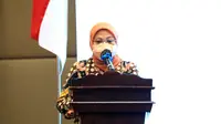 Ida Fauziyah dalam acara ”Sosialisasi dan Temu Teknis Wajib Lapor Ketenagakerjaan Online secara Hybrid (Daring dan Luring) (Istimewa)