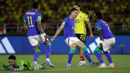 Kolombia sempat tertinggal lewat gol cepat Gabriel Martinelli pada menit ke-4. (AP Photo/Ivan Valencia)