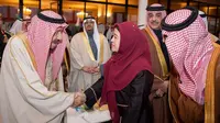 Raja Salman dan Menko PMK RI Puan Maharani dalam Festival Janadriyah di Riyadh (20/12) (sumber: KBRI Riyadh)