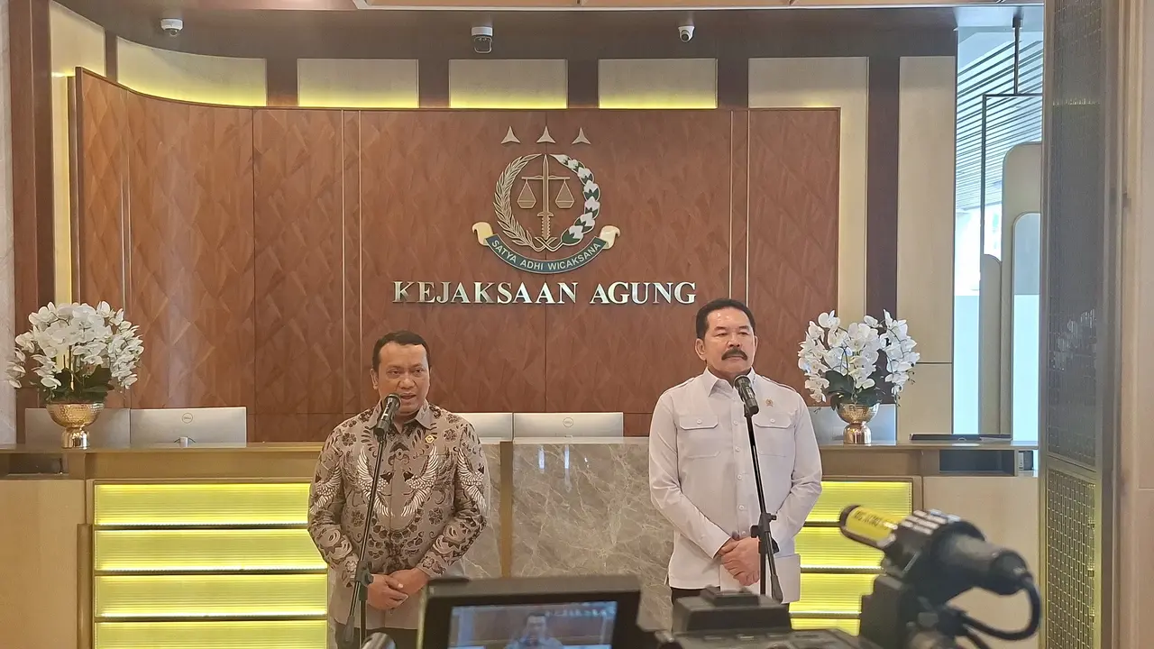 Jaksa Agung dan Anggota I Badan Pemeriksa Keuangan, Nyoman Adhi Suryadnyana