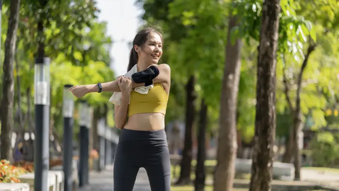 Olahraga di alam dapat menghemat biaya tidak seperti di gym