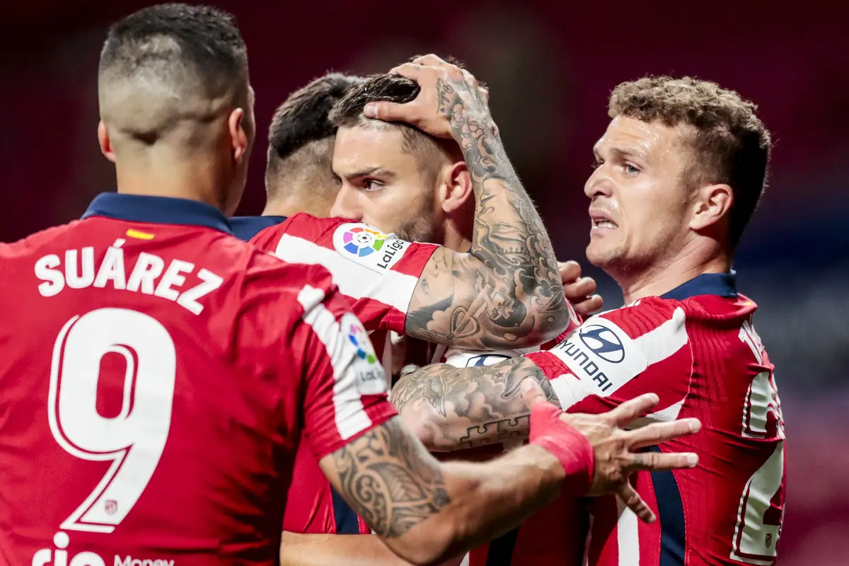 FOTO: Menang 2-1 atas Real Sociedad, Atletico Madrid Butuh 3 Poin Lagi untuk Pastikan Gelar Juara Liga Spanyol - Yannick Carrasco; Tim Atletico Madrid
