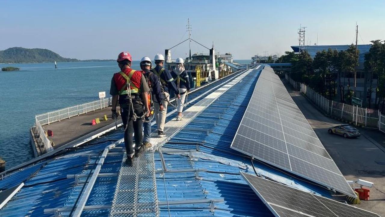Hemat Energi Jutaan Rupiah, Green Port ASDP di Merak dan Bakauheni Pasang Panel Surya Raksasa