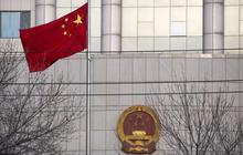 China Menentang AS, Tolak Sanksi Terhadap Pembelian Minyak Iran