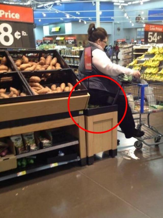 6 Tingkah Orang di Tempat Umum Ini Bikin Geram