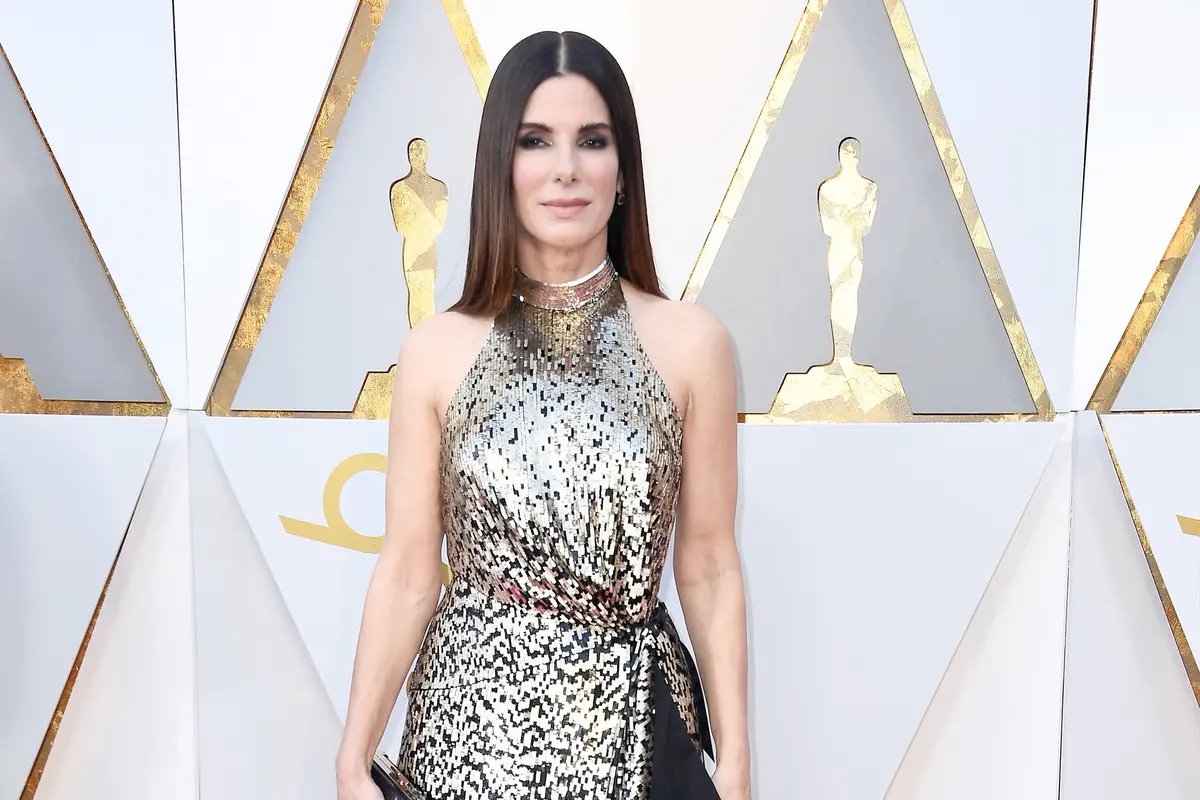 Aktris Sandra Bullock saat tiba menghadiri Academy Awards ke-90 di Hollywood, California